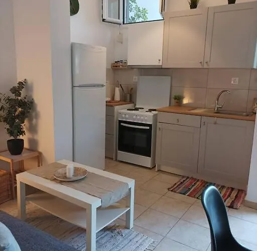 Comfy Cozy Iksia Апартаменты